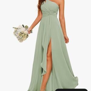 Elegant One-Shoulder Green Dress
